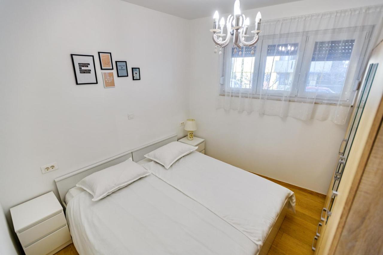Holiday Apartment Zadar - With Summer Balcony And Parking Εξωτερικό φωτογραφία