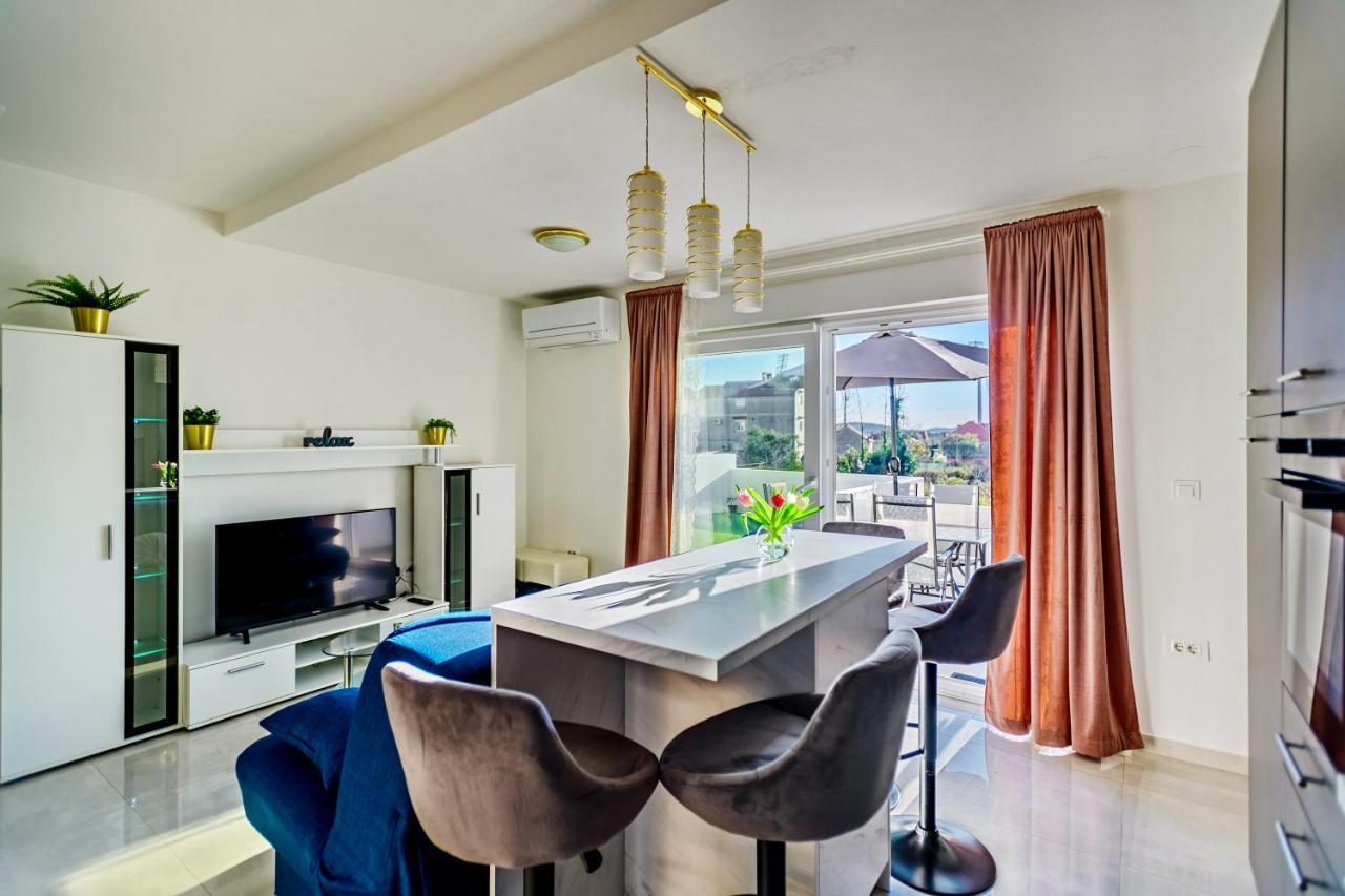Holiday Apartment Zadar - With Summer Balcony And Parking Εξωτερικό φωτογραφία